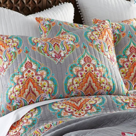 NEW Marciella Twin Quilt AND 2 Shams - Picture 2 of 6